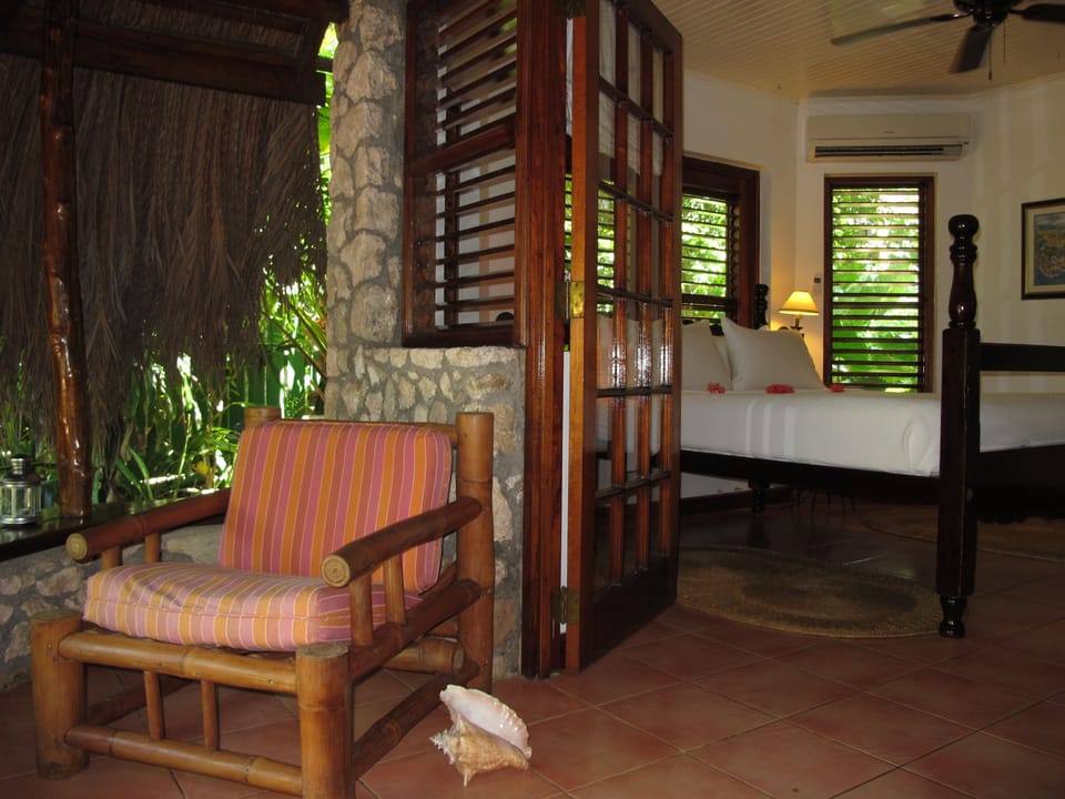 Superior Garden View | In-room safe, iron/ironing board, WiFi (free), individually decorated