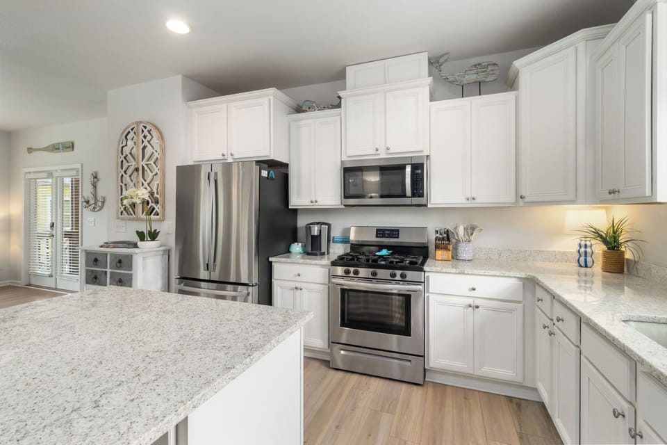 Fully equipped kitchen with all you need to make your stay comfortable 