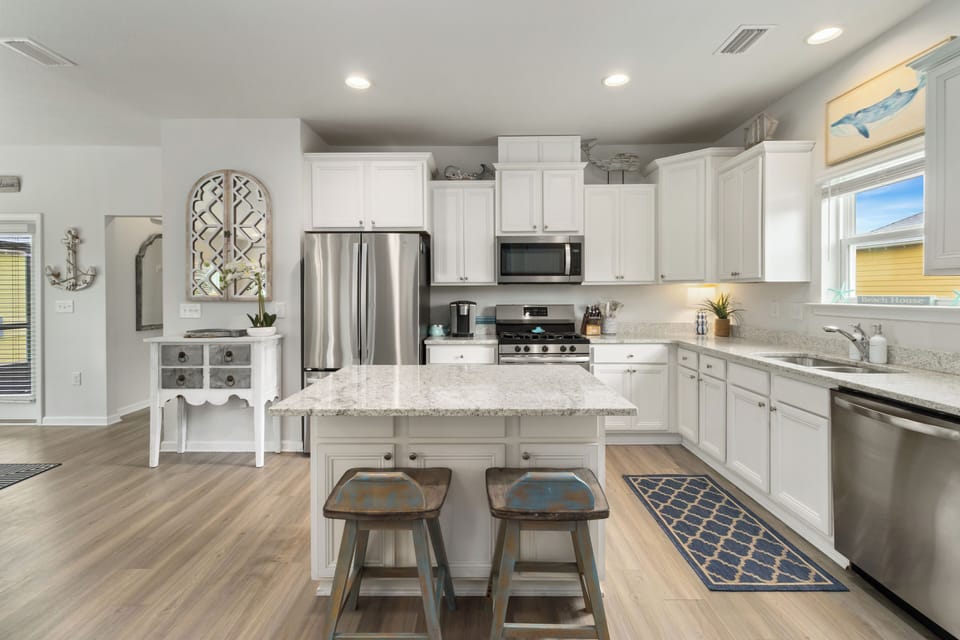 Fully equipped kitchen with all you need to make your stay comfortable 