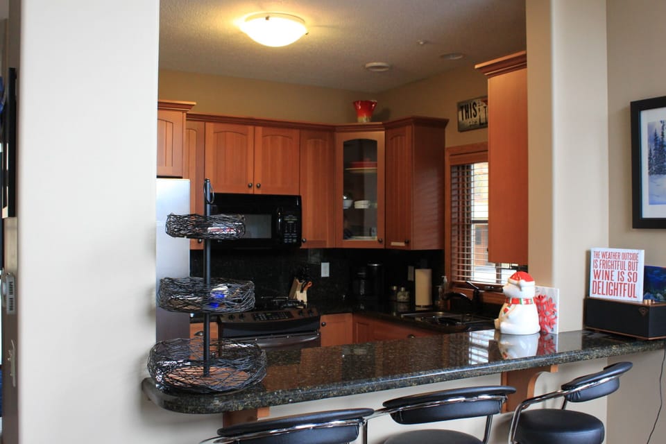 Kitchen (2)