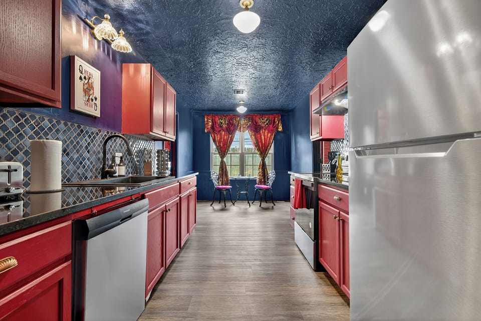 The Eat Me Kitchen