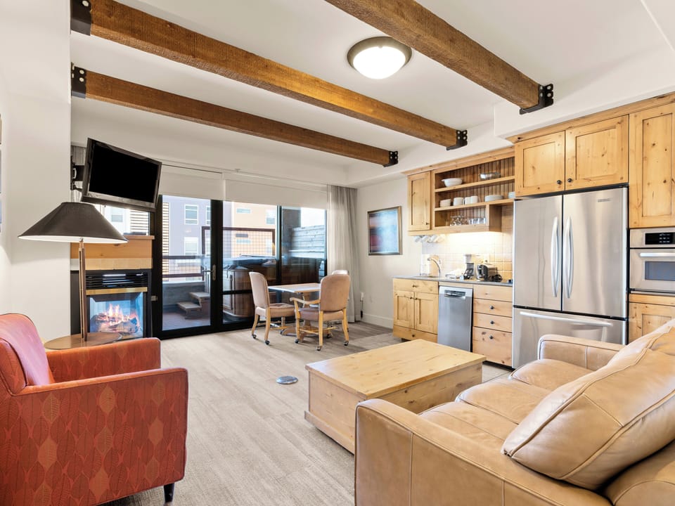 Living Area / Kitchen