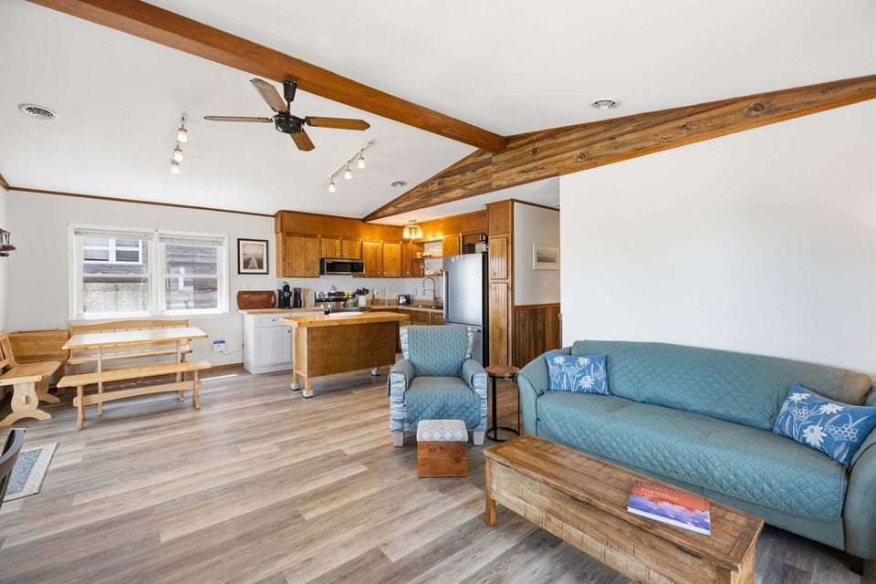 The Main Level is perfect for relaxing, dining, and soaking up the sun.