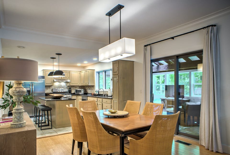 Dining Table seats 6