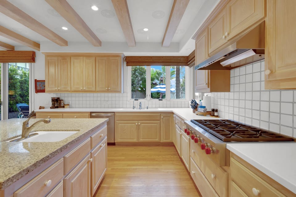 Gas burners and plenty of countertop space