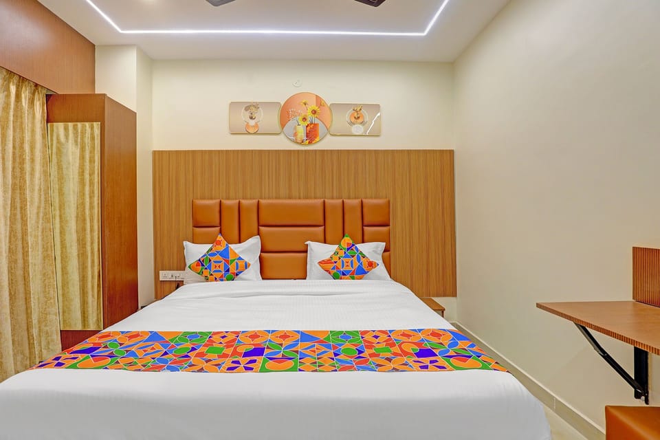 Premium Room | Egyptian cotton sheets, premium bedding, in-room safe, free WiFi