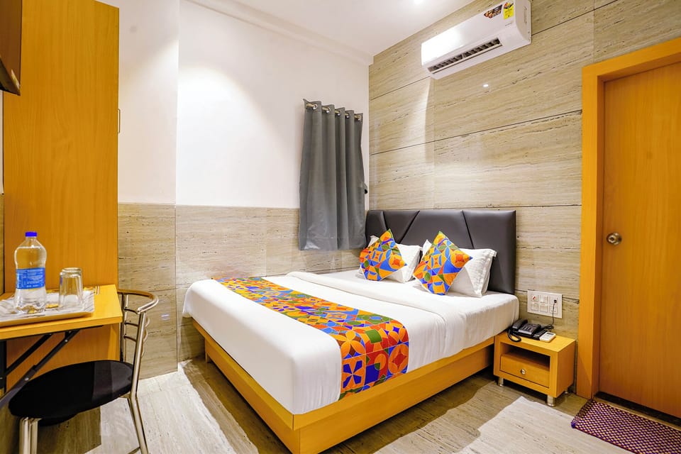 Deluxe Room | Egyptian cotton sheets, premium bedding, in-room safe, free WiFi