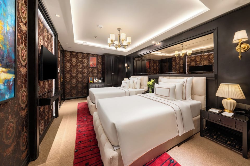 Executive Twin Room | Premium bedding, down comforters, memory foam beds, minibar