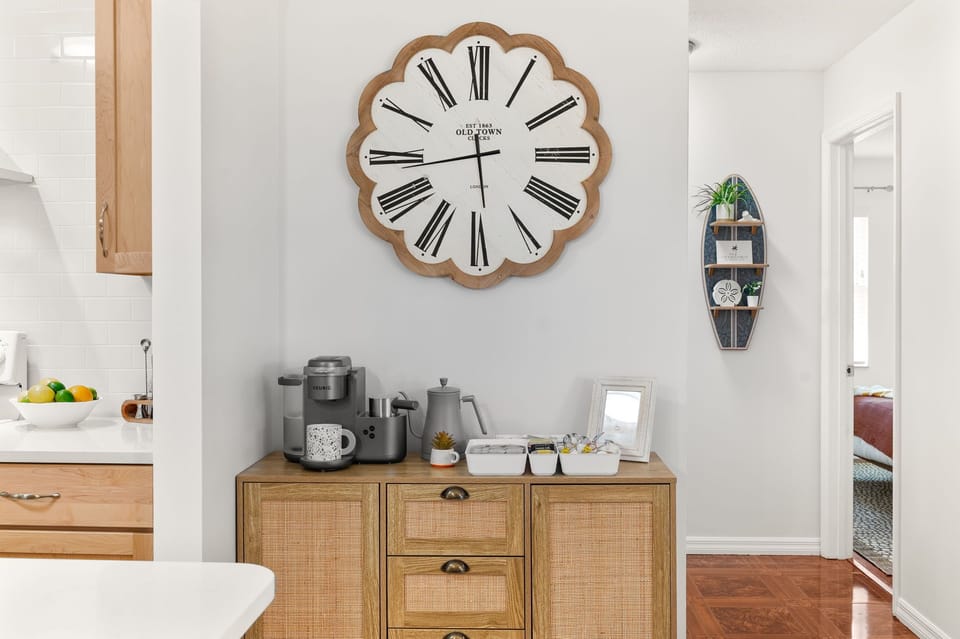 Coffee bar with Keurig, drip coffee pot, French press & pour over