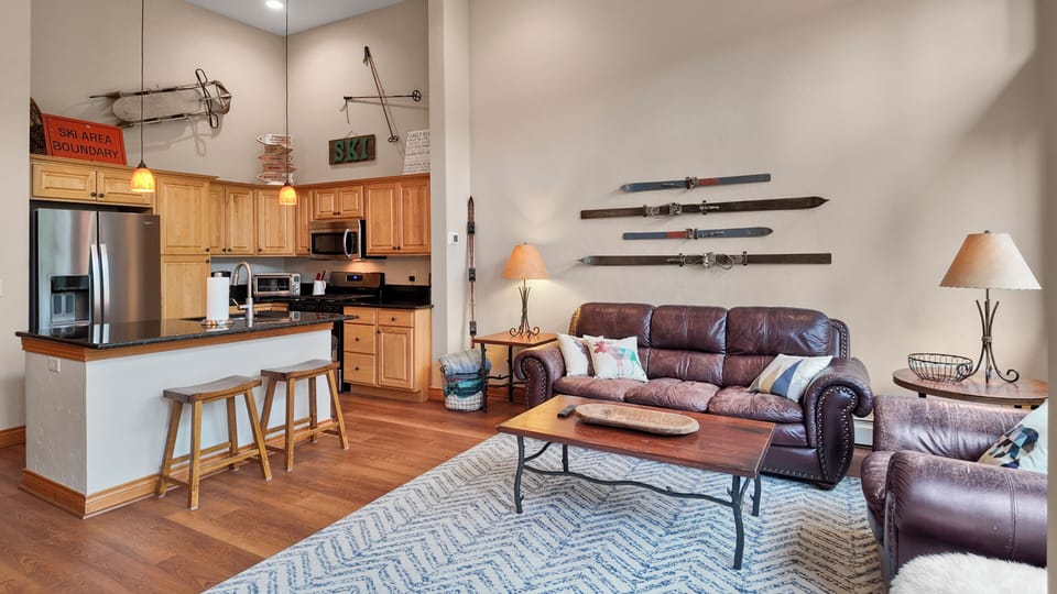 Leather sofas and mountain décor