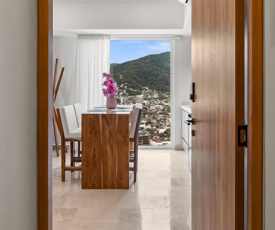 Main Entrance to Apartment