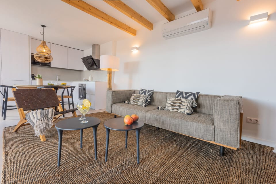 Fully equipped holiday home in Majorca, with private pool
