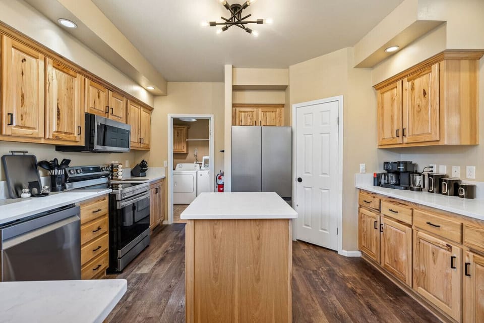 Whether you’re cooking a full dinner or just enjoying a morning cup of coffee, this kitchen has everything you need for a comfortable and convenient experience.