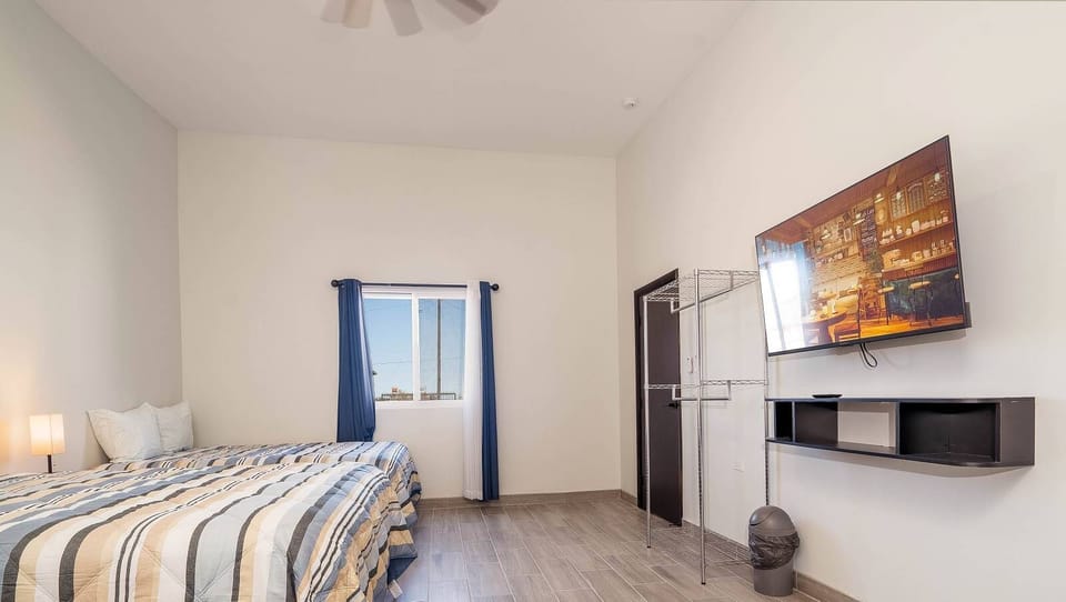 Ejido, San Felipe Playas, Modern Rental Home Casa Kamicasa - fourth bedroom 3 queen size