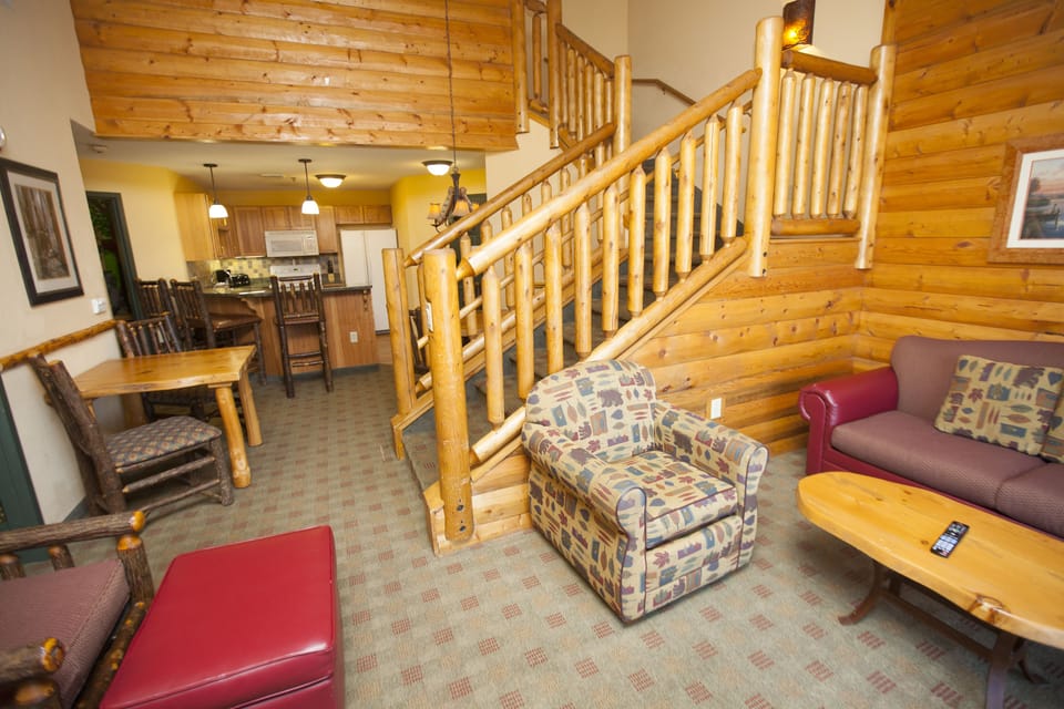 Wolf Pack Condo | Living area | TV