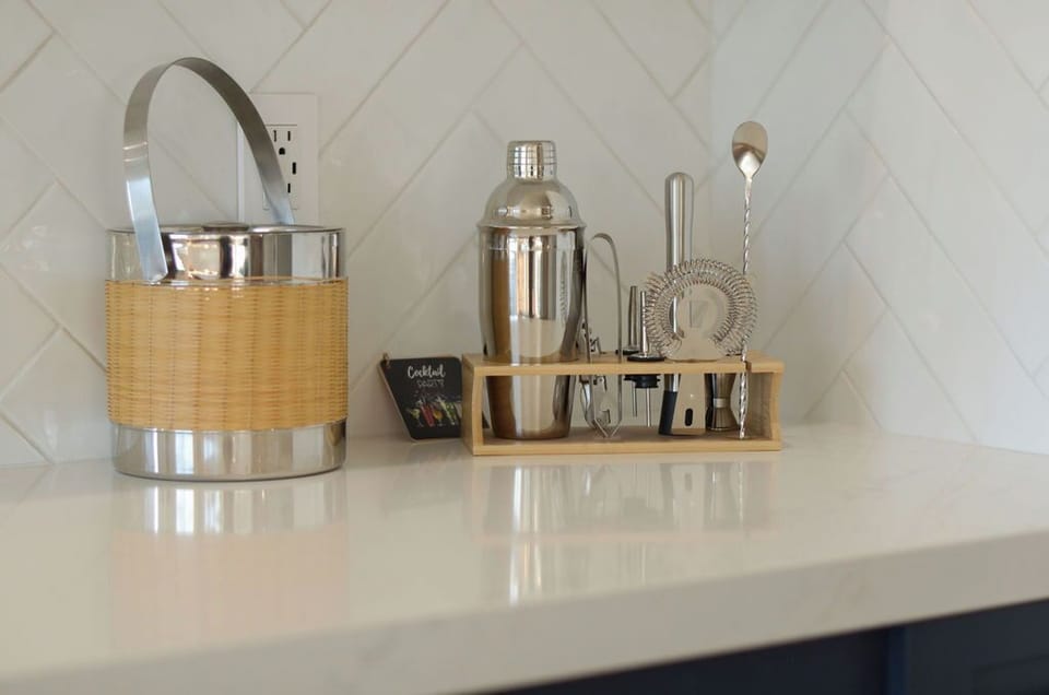Thoughtful extras, with everything you need to mix your favorite drinks.