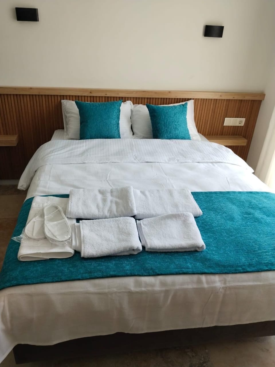 Standard Double or Twin Room, Garden View | Desk, laptop workspace, free WiFi