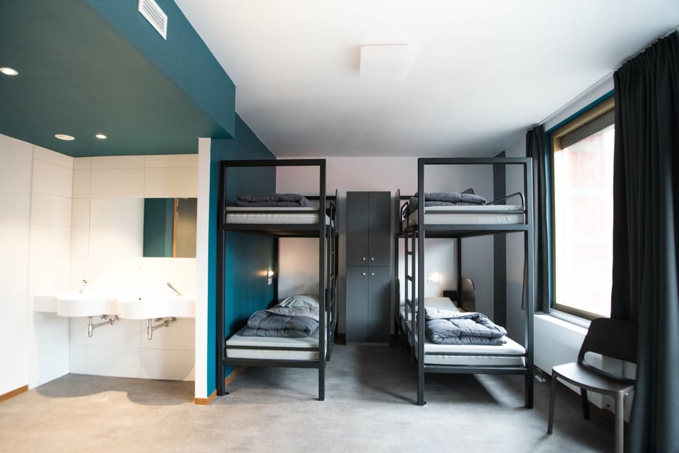 Family Room, Private Bathroom | Bathroom | Shower