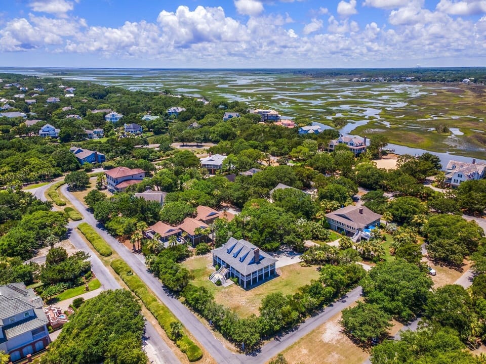 House, 4 Bedrooms | Aerial view
