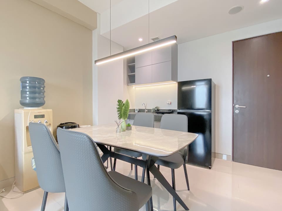 Standard Apartment | Dining room