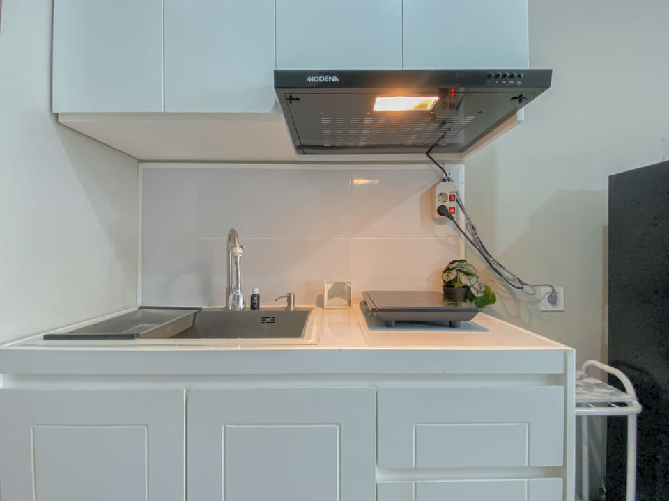 Standard Studio | Private kitchen | Fridge
