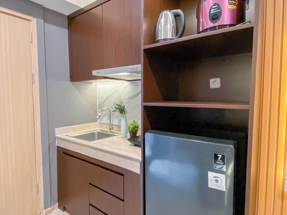 Standard Studio | Private kitchen | Dining tables