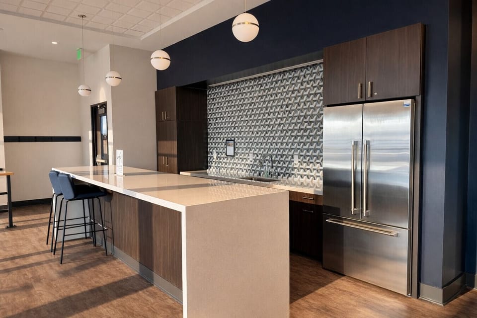 Kick back, challenge your friends to a game, or socialize in the spacious resident lounge and roof deck