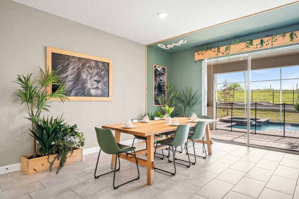 Dining table with seating for 6 