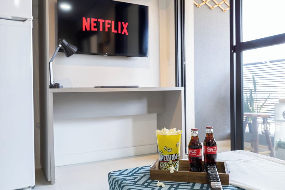 Apartment | Blackout drapes, iron/ironing board, free WiFi