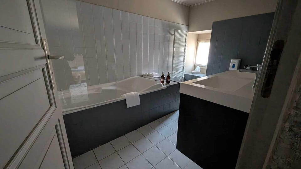Superior Double Room | Bathroom | Bathrobes