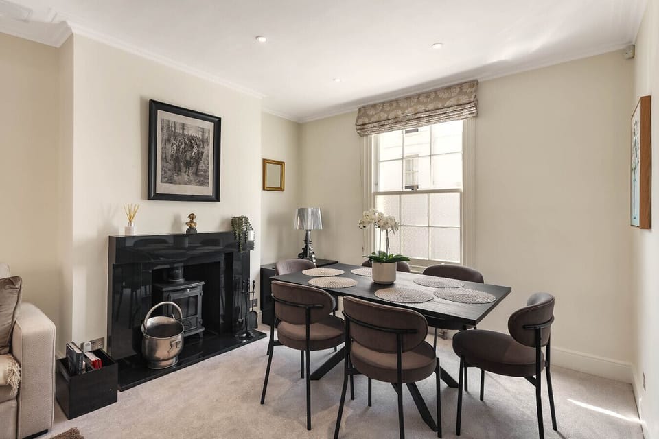 Dining Room - Tableware | Decorative Fireplace | Dining table & 6 chairs