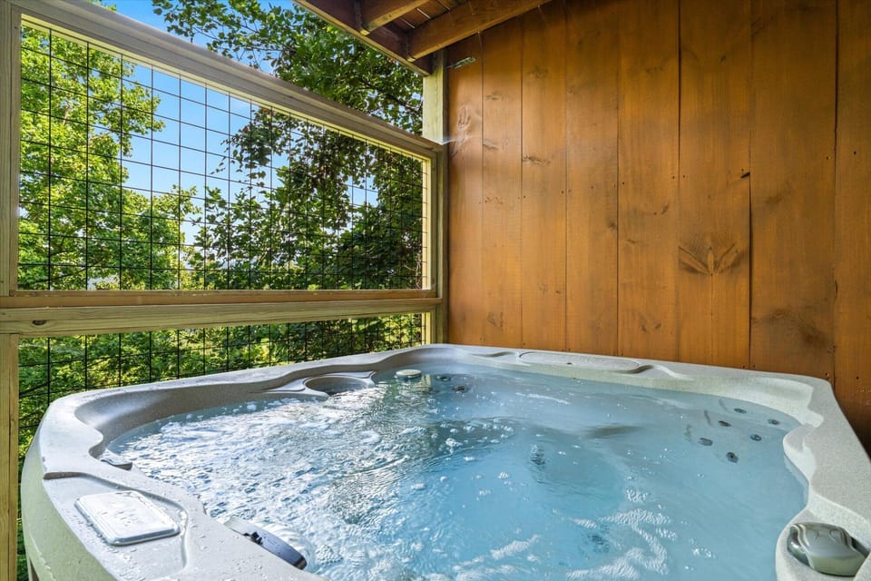 Indoor spa tub