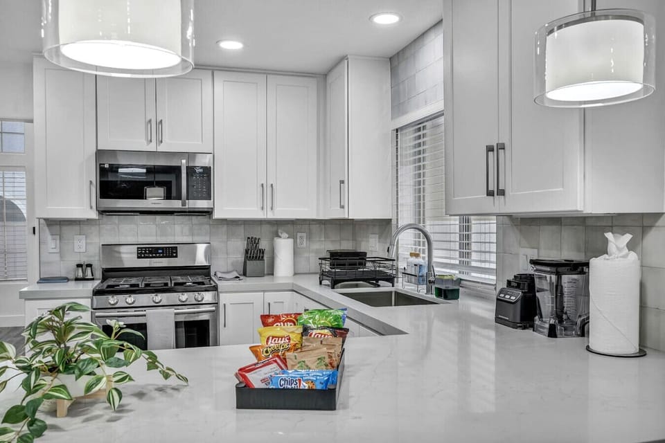 Enjoy a fully equipped space with modern appliances, ample counter space, and stylish design. Perfect for preparing delicious meals and creating culinary memories during your stay.