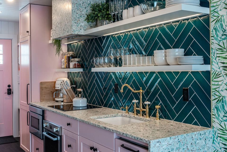 Spinnaker`s kitchen
