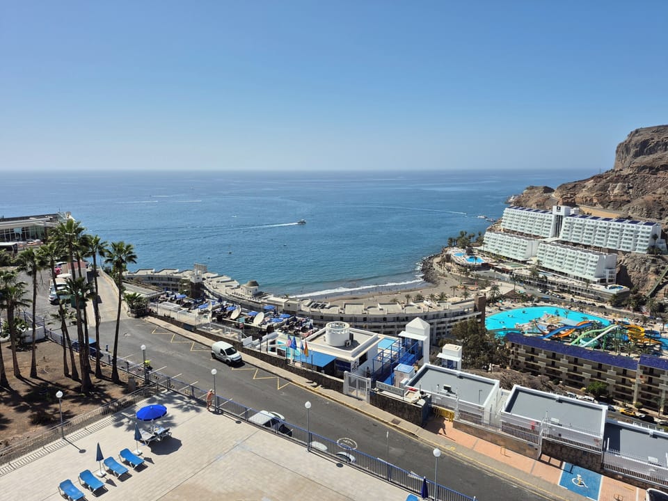 Beach/ocean view