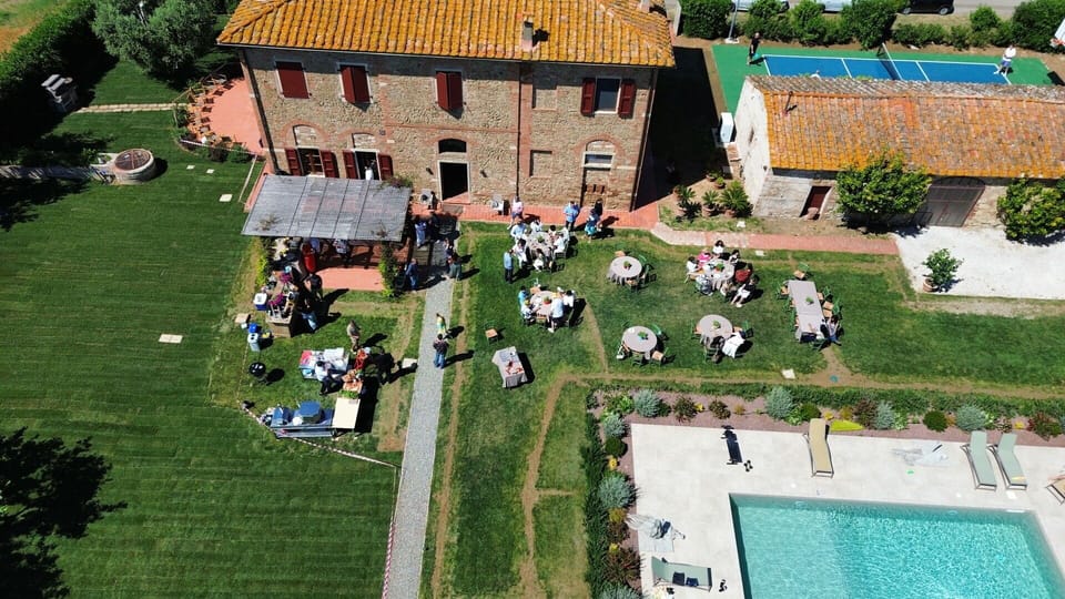 Estate, Lawn, Swimming Pool, Yard, Hacienda, Villa