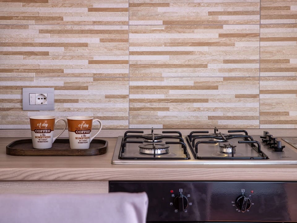 Wood Stain, Wood Flooring, Hardwood, Plywood, Tile, Plank