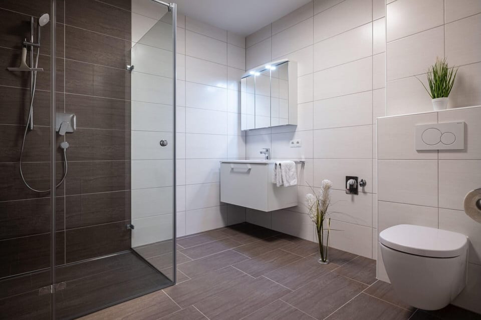 Apartment | Bathroom