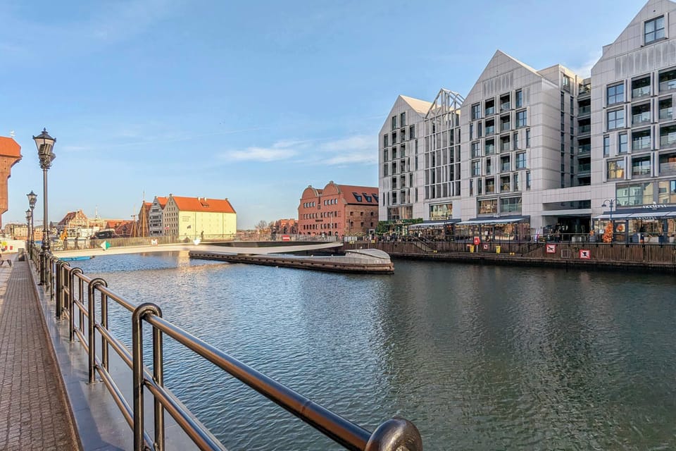 The building is located in a vibrant neighborhood with plenty of dining options.