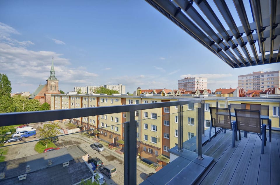 Balcony with garden furniture - the perfect place to sip your morning coffee or relax.
