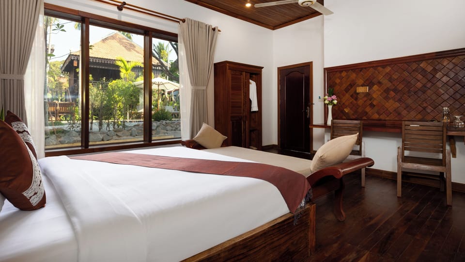 Deluxe Double Room, Pool View | Desk, free WiFi