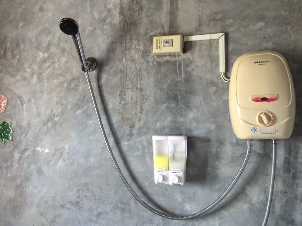 Bathroom shower