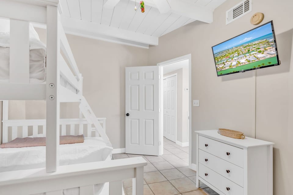 Bedroom 2 with smart TV