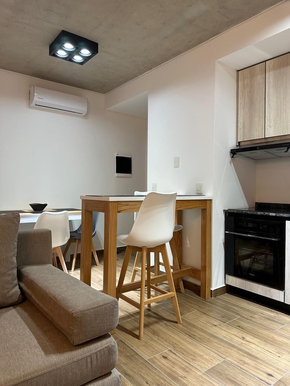 Studio | Living area