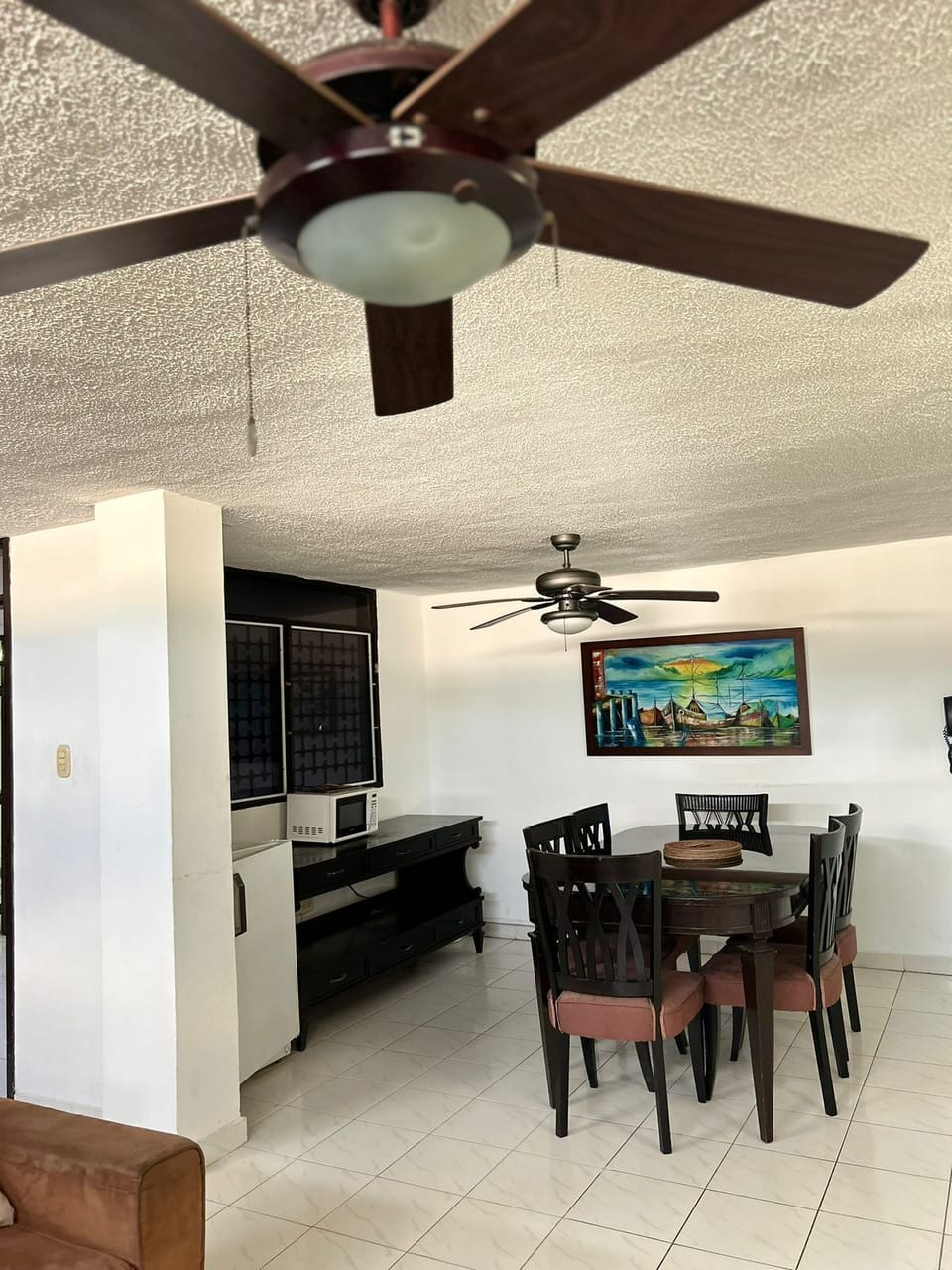 Superior Room, Multiple Beds, Air conditioning | Living area | Smart TV