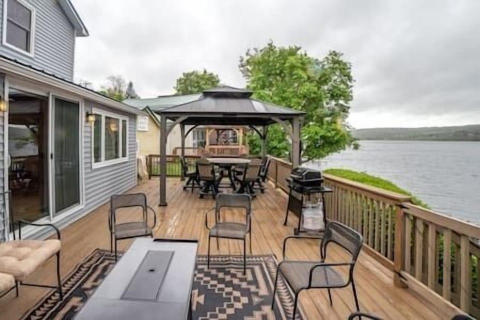 You can enjoy the views while eating at the picnic table or enjoying a glass of wine by the gas fire pit.