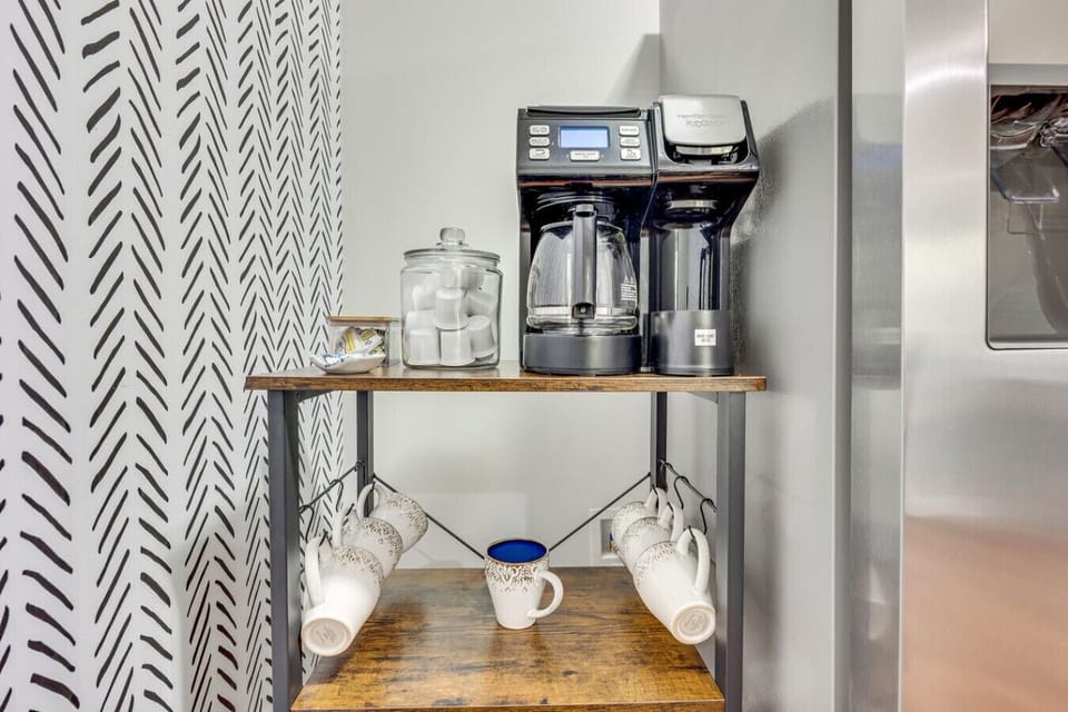 Kitchen | Stainless Steel Appliances & Ample Cabinet Space