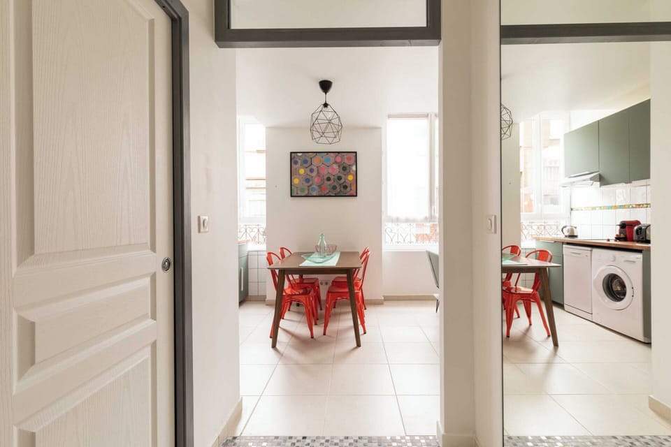 Apartment | Dining