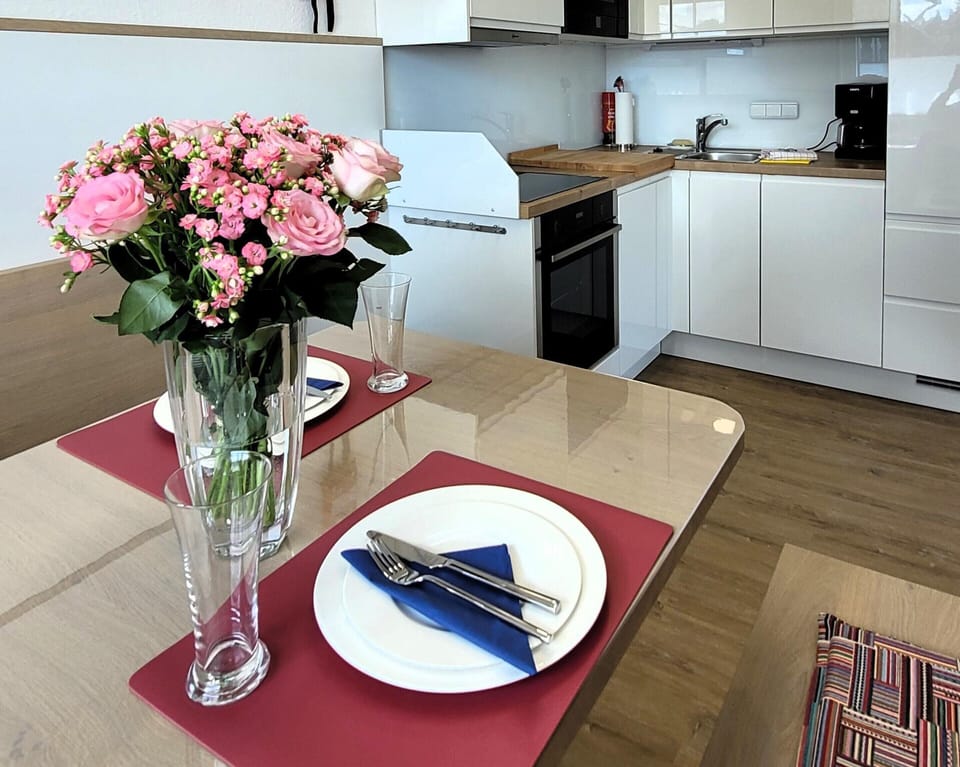 Apartment | Dining