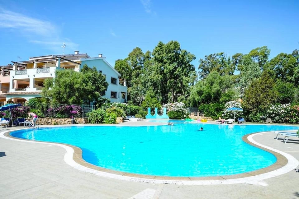Holiday Home Swimming Pool